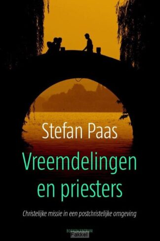 product afbeelding voor: Vreemdelingen en priesters
