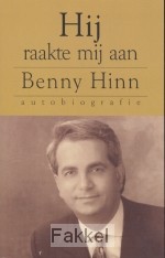 product afbeelding voor: Hij raakte mij aan